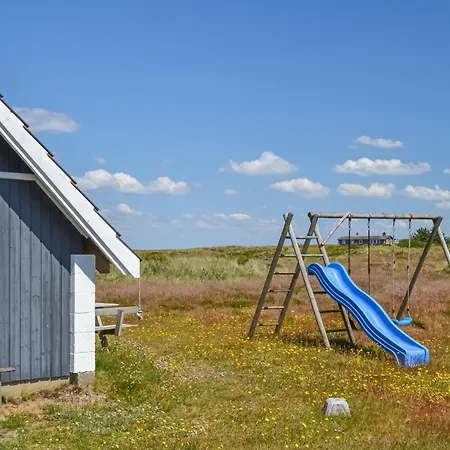 Stunning Home In Hvide Sande With Sauna *